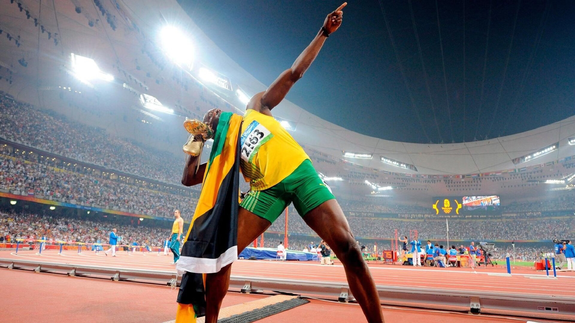 九游电脑版-张雨霏展示赛前热身动作被点赞，张雨霏参赛项目